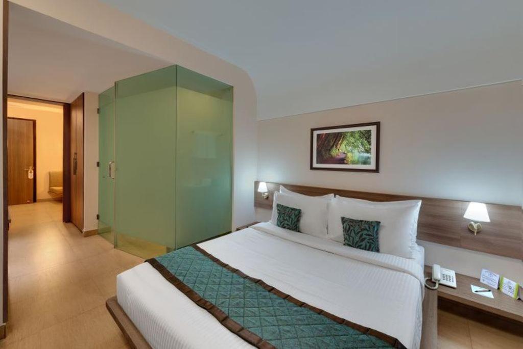 Ibiza The Fern Resort & Spa, כלכותה מראה חיצוני תמונה
